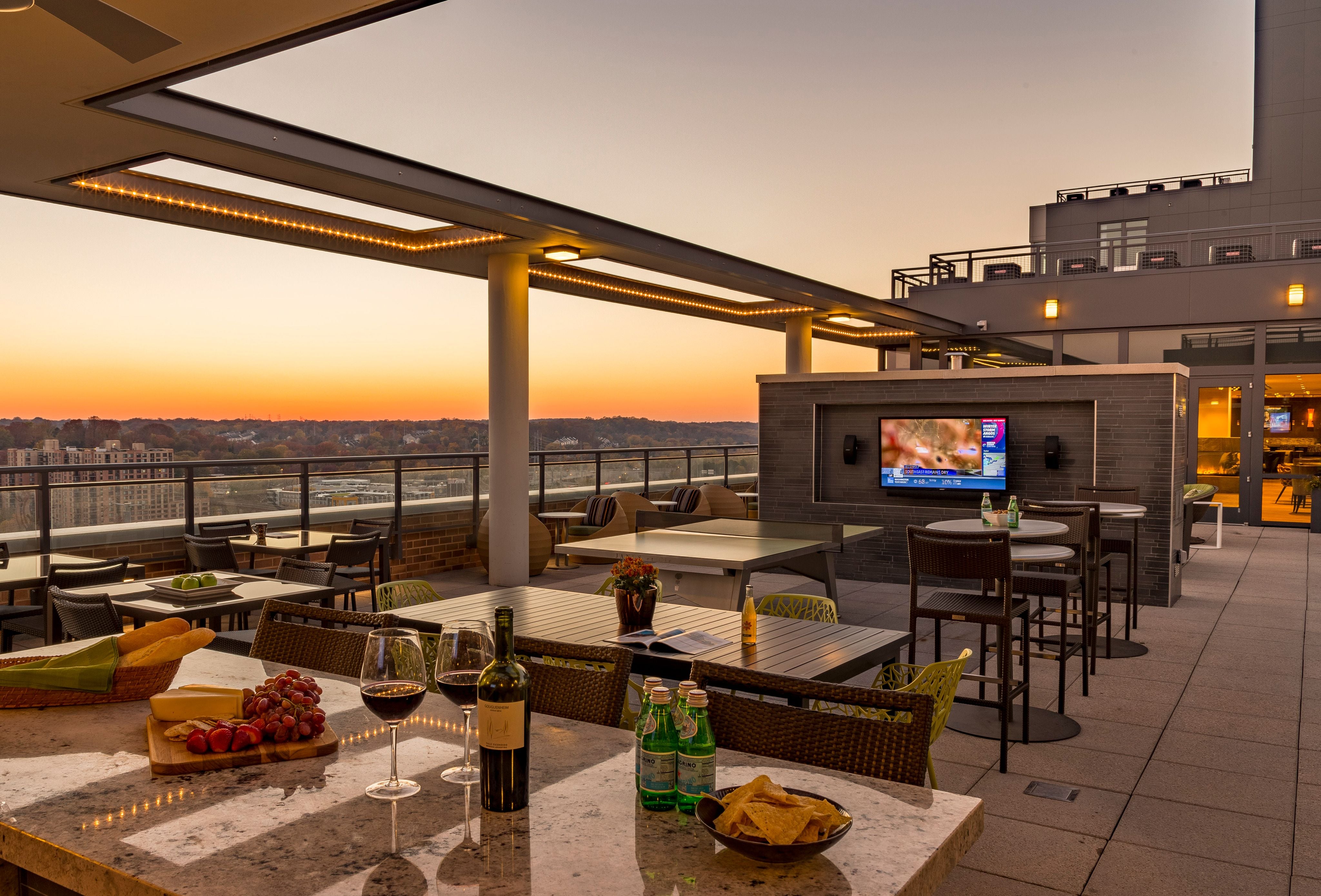 Exteriors Image -5c8265e8e7bd0